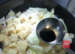 大白菜炖冻豆腐的做法图解5