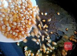 焦糖爆米花的做法图解3