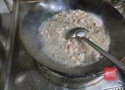 土豆焖鸭的做法图解2