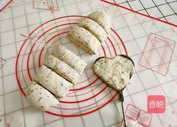 黑芝麻心形煎饼的做法图解8