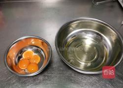 奶油提子蛋糕卷的做法图解3