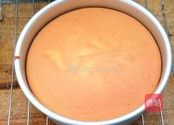 简易版戚风蛋糕的做法图解9