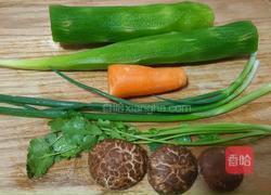 虾仁炒莴笋的做法图解1