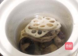 莲藕红豆鸽子汤的做法图解3