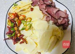 冬笋炒腊肉的做法图解1