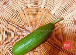 Illustration of how to make cold coir raincoat cucumber 1