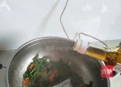 西红柿炒豌豆尖（豆苗）的做法图解7