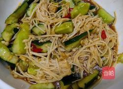 凉拌金针菇黄瓜的做法图解7