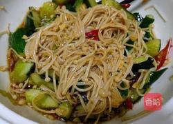 凉拌金针菇黄瓜的做法图解8