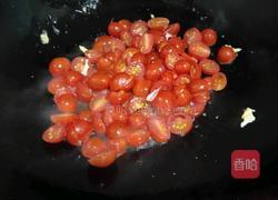 圣女果炒蛋的做法图解3