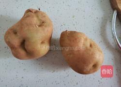 香辣孜然土豆条的做法图解1