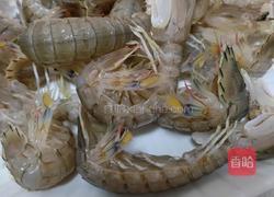 爆炒皮皮虾的做法图解1