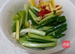 爆炒皮皮虾的做法图解2