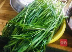 春韭鸡蛋馅水饺的做法图解1