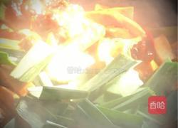 腊肉炒白干的做法图解7