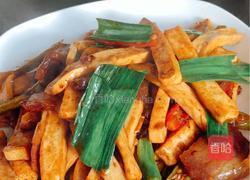 腊肉炒白干的做法图解8