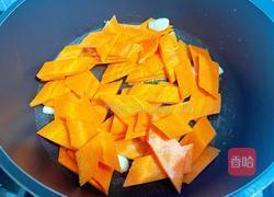 黄瓜炒胡萝卜的做法图解4