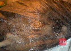 酸辣蒜香无骨鸡爪的做法图解3