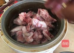 羊排炖萝卜的做法图解1