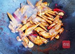 麻辣鸡翅尖的做法图解10