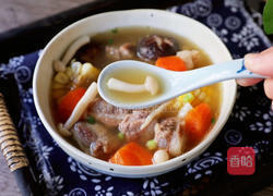 菌菇玉米排骨汤的做法图解15