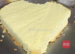 爱心草莓生日蛋糕的做法图解4