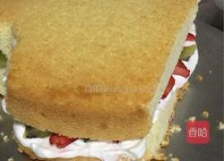 爱心草莓生日蛋糕的做法图解7