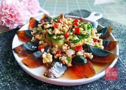 高颜值凉菜黄瓜拌皮蛋的做法图解16