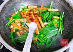 韭菜炒香干的做法图解9