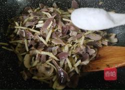 笋丝炒鸭肫的做法图解7