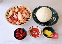 椰子鲜鸡汤的做法图解1