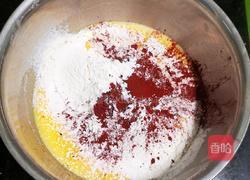 红丝绒水果裸蛋糕的做法图解3