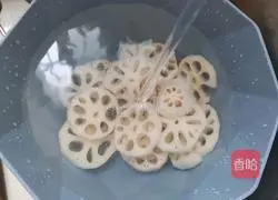 Recipe for red date and lotus root soup (nourishing yin, lungs and qi and blood) Illustration 3