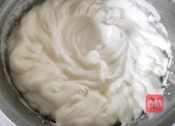 亚麻青柠戚风肉松蛋糕的做法图解6