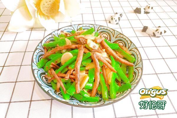 茶树菇炒四季豆