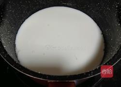 草莓奶冻的做法图解3