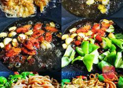 青椒火腿乌冬面的做法图解2