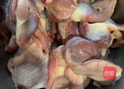 辣炒鸡胗的做法图解1