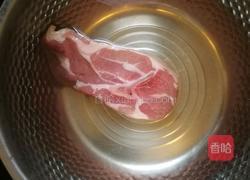 迷迭酒香烤羊腿排的做法图解2