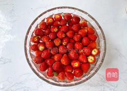 草莓牛乳的做法图解2