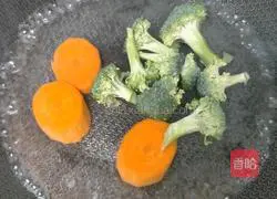 Illustration of how to make two-color breakfast cakes 1