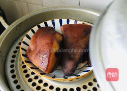 青蒜炒腊猪脸的做法图解1