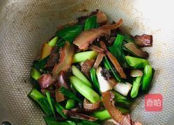 青蒜炒腊猪脸的做法图解7