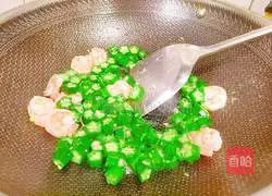 Illustration of how to make fried okra with shrimps 15