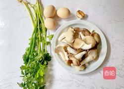 鸡蛋平菇汤的做法图解1