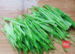 炒莴笋丝的做法图解4