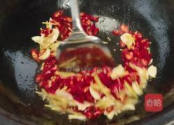 野菜酸筒秆炒肥肠 酸辣有嚼劲很下饭的做法图解5