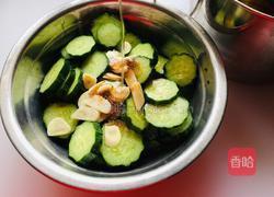 蒜片黄瓜的做法图解4