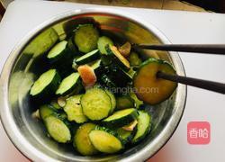 蒜片黄瓜的做法图解5