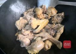 香菇木耳炖鸡的做法图解8
